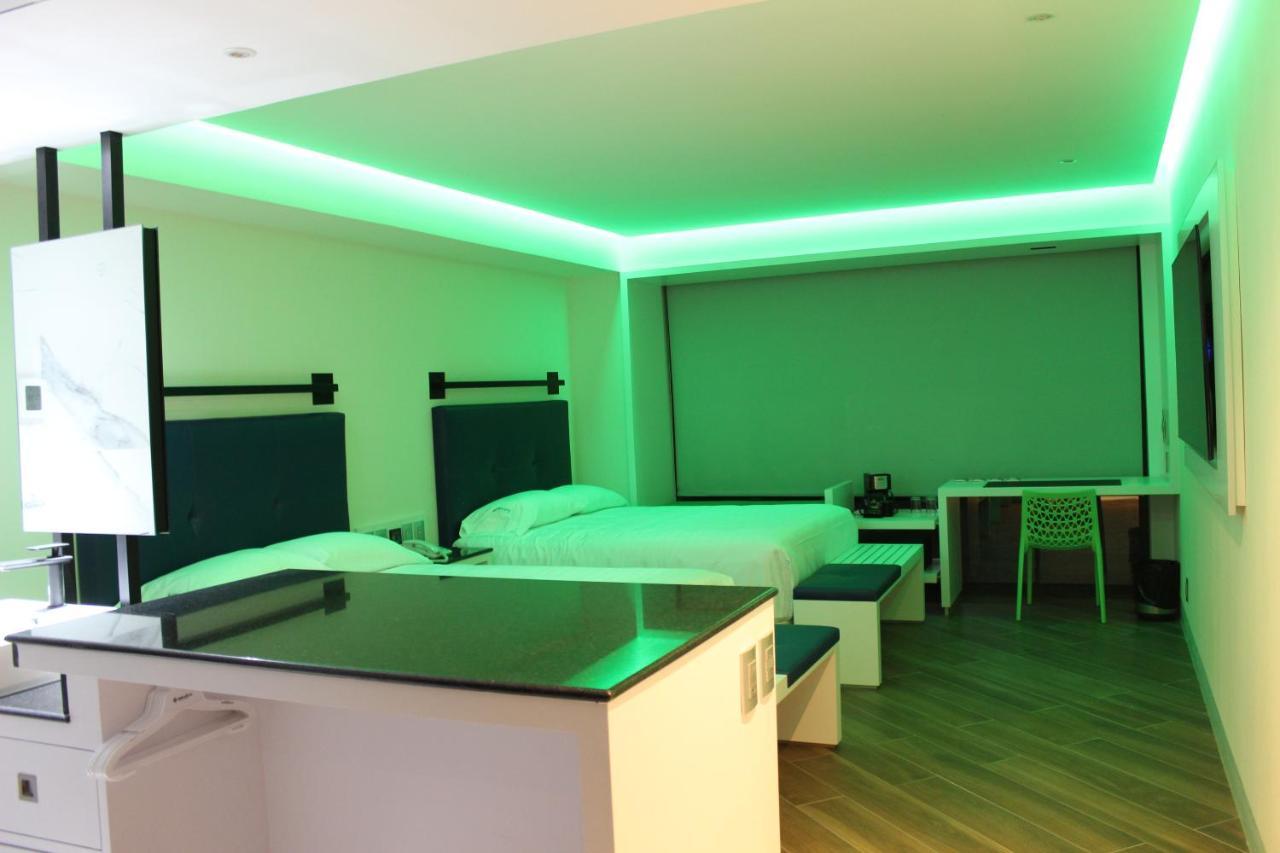 Weenjoy Hotels Grand Prix Aeropuerto Cdmx Мехико Экстерьер фото