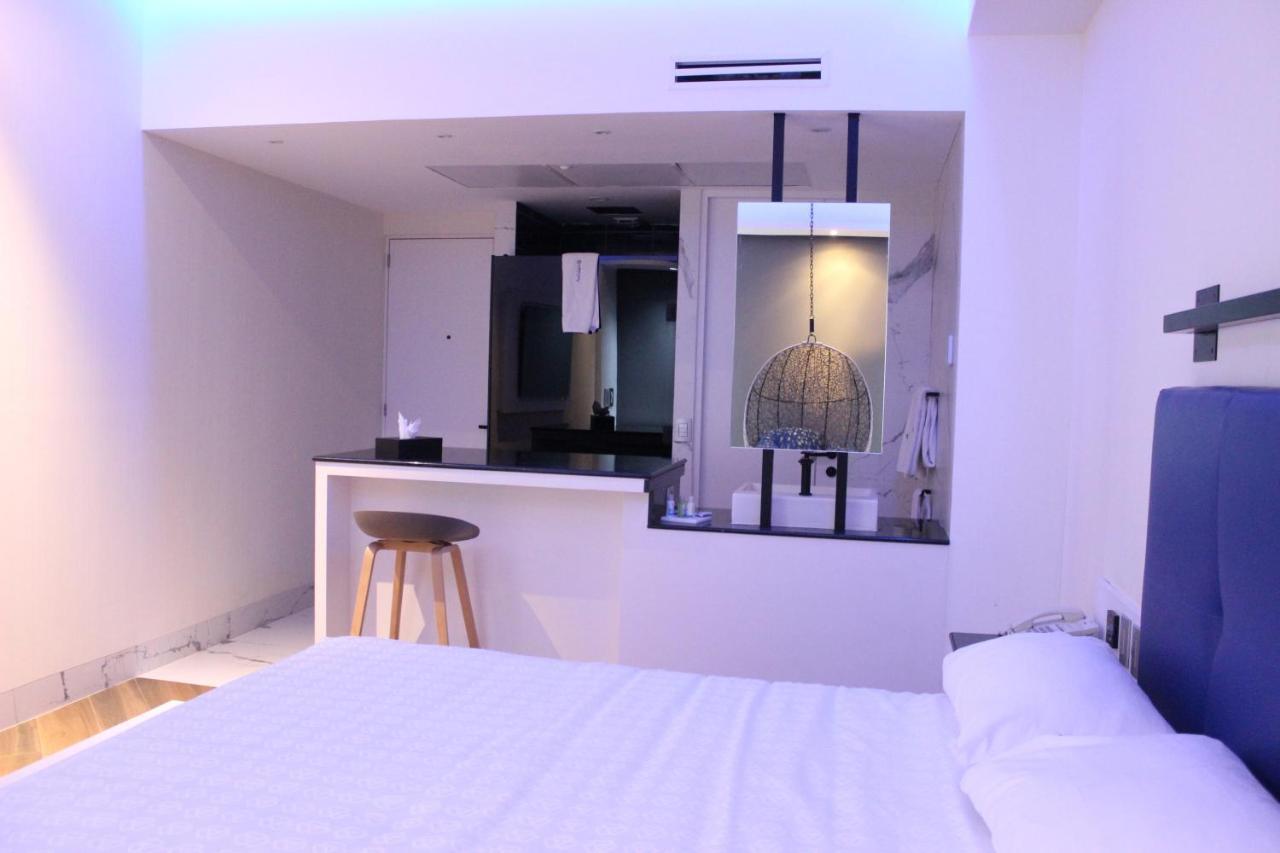 Weenjoy Hotels Grand Prix Aeropuerto Cdmx Мехико Экстерьер фото