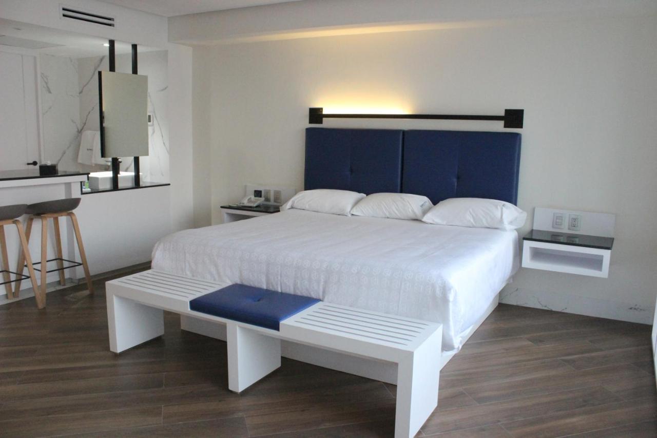 Weenjoy Hotels Grand Prix Aeropuerto Cdmx Мехико Экстерьер фото