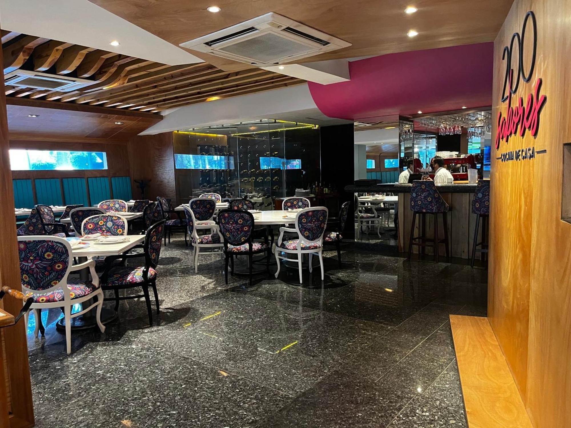 Weenjoy Hotels Grand Prix Aeropuerto Cdmx Мехико Экстерьер фото
